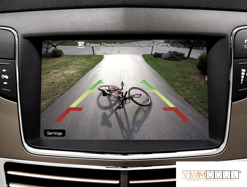 Rear Parking Camera – How to avoid getting your car damaged